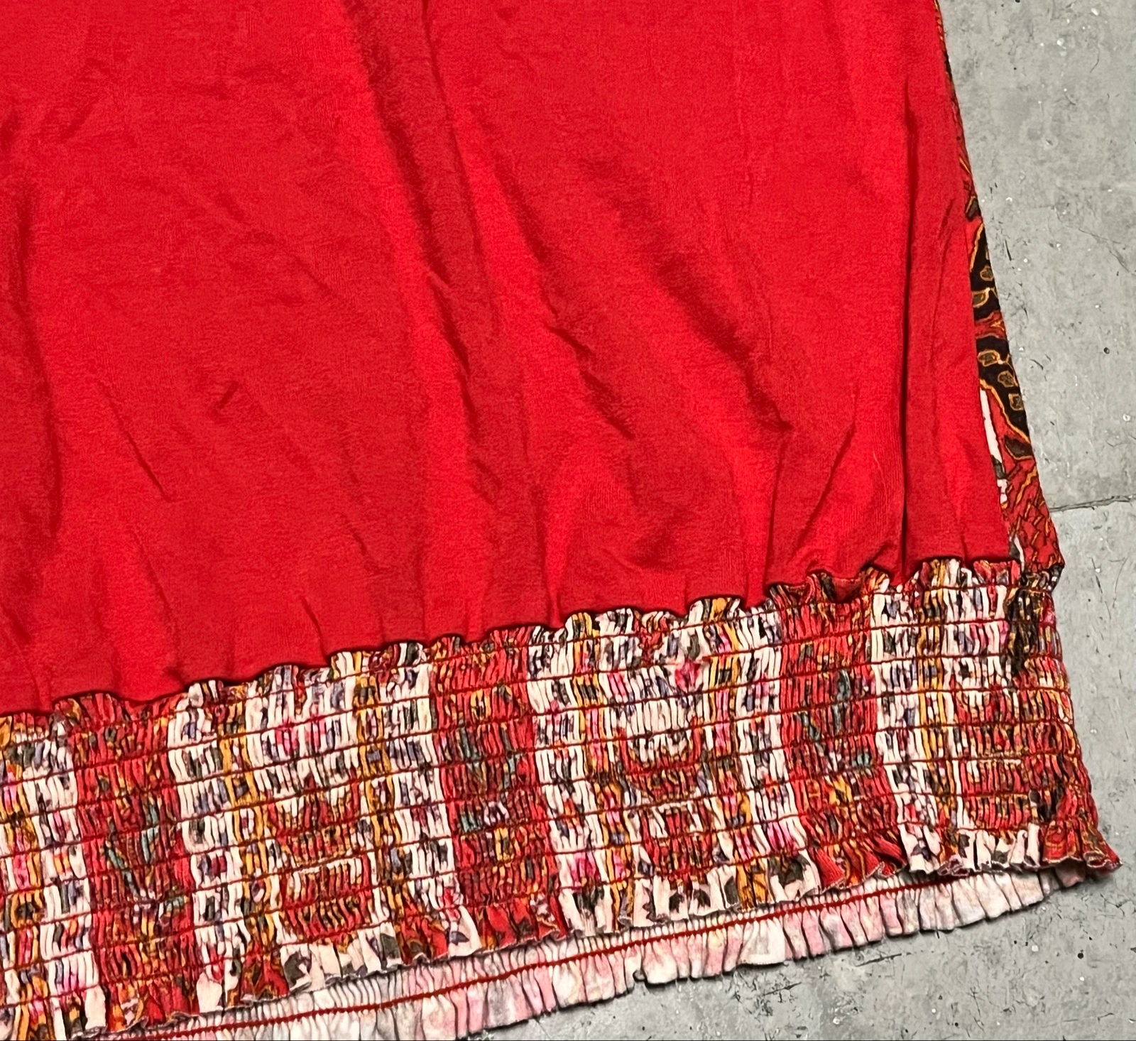 Rode bedrukte asymmetrische T-shirt – photo 18